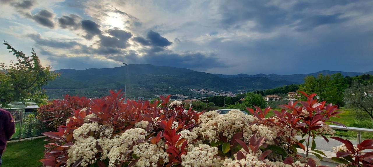 L'Angolo Di Ari Vaiano  Dış mekan fotoğraf